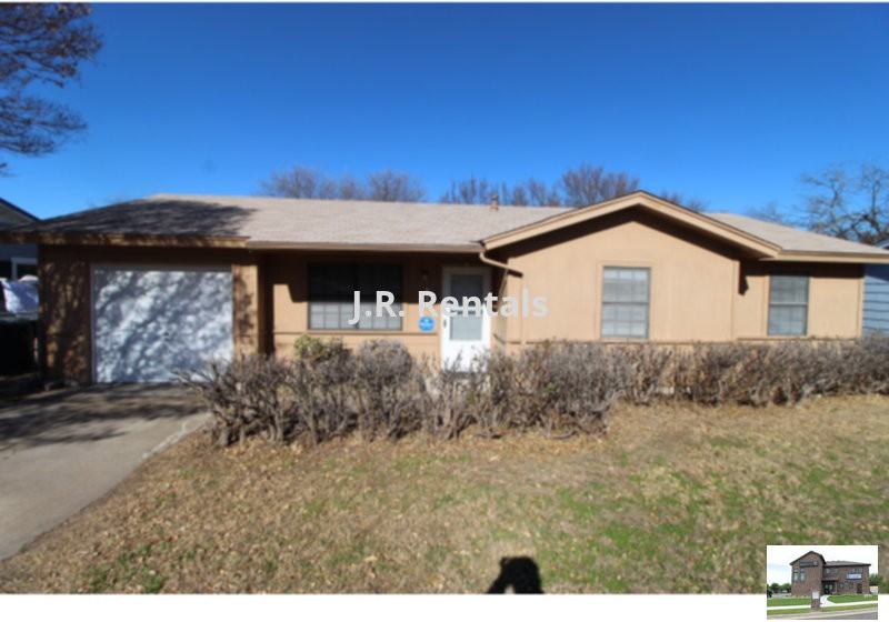 803 Michelle Dr - Photo 2 of 33