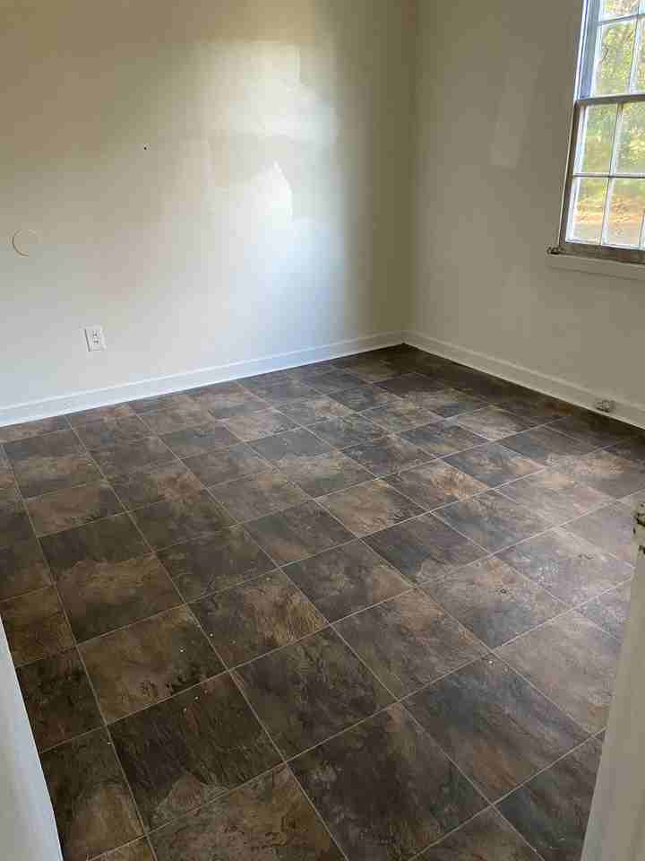 2434 Knox Dr #1 - Photo 3 of 4