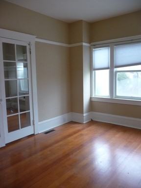 419 48th St - Photo 2 of 4