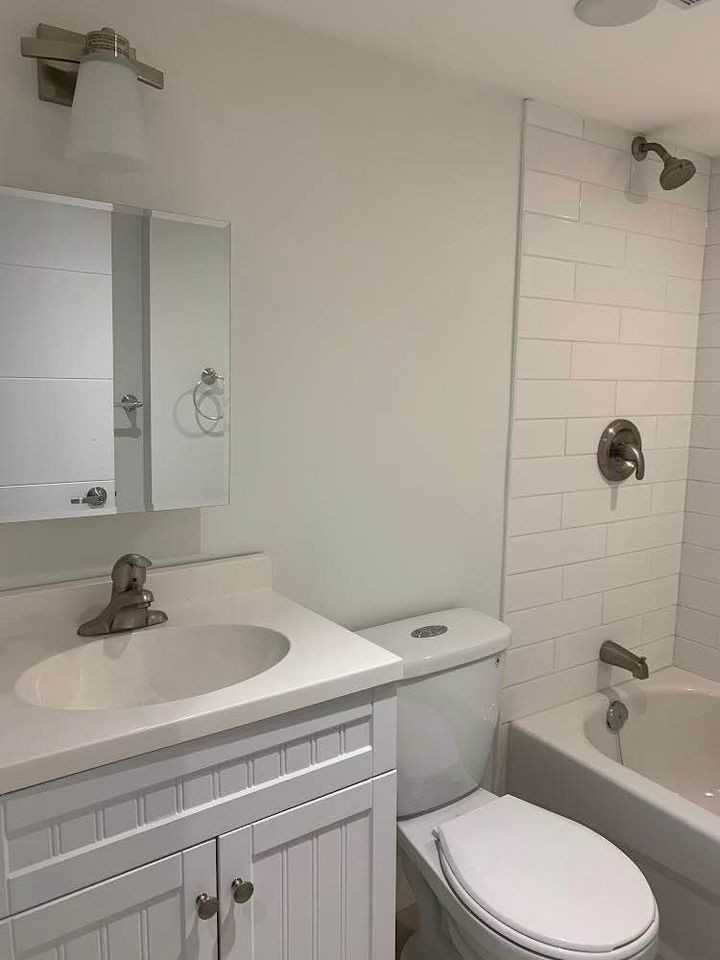 482 Midland Avenue - Photo 5 of 9