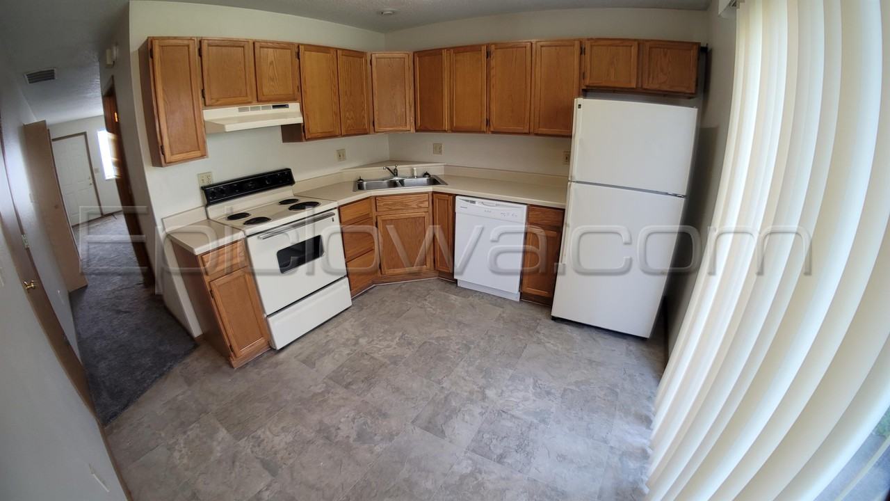 2821 Cory Ct Sw #11 - Photo 4 of 8