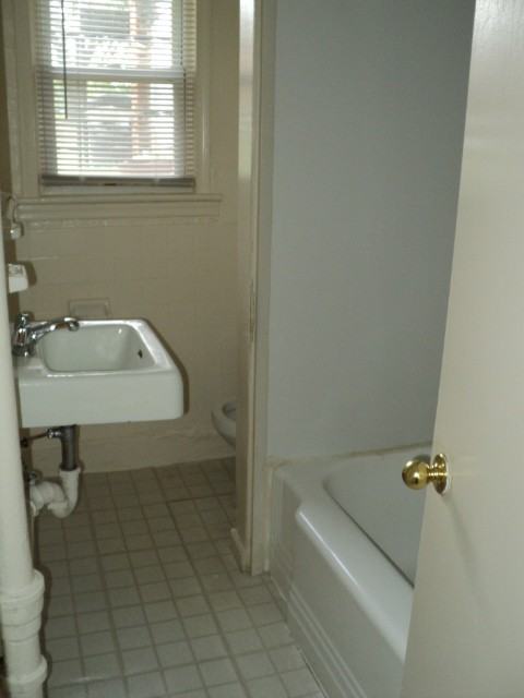 4601 Blaine St Ne #1 - Photo 3 of 8