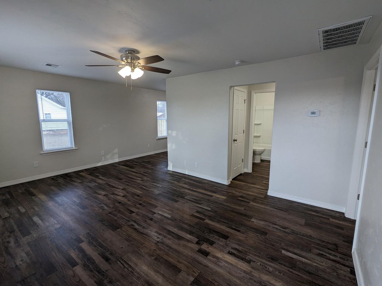 835 S Burdick St #1 - Photo 2 of 14