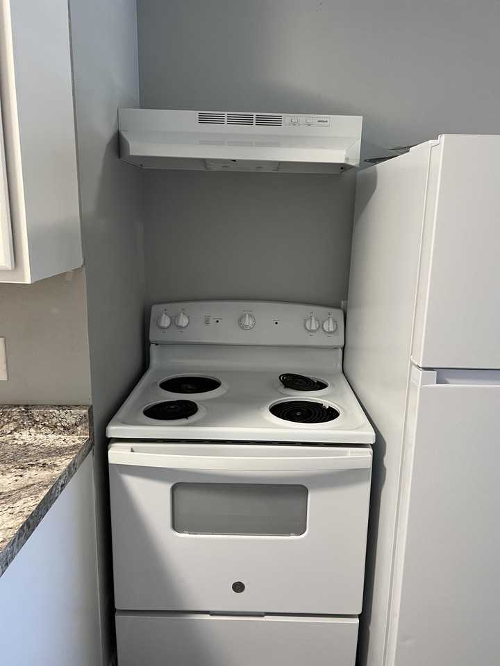 739 S 7th St #3 - Photo 3 of 20