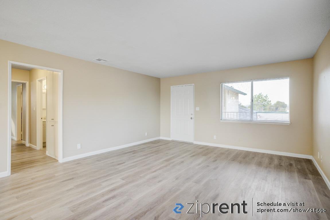 1752 E Carson St #4 - Photo 2 of 16