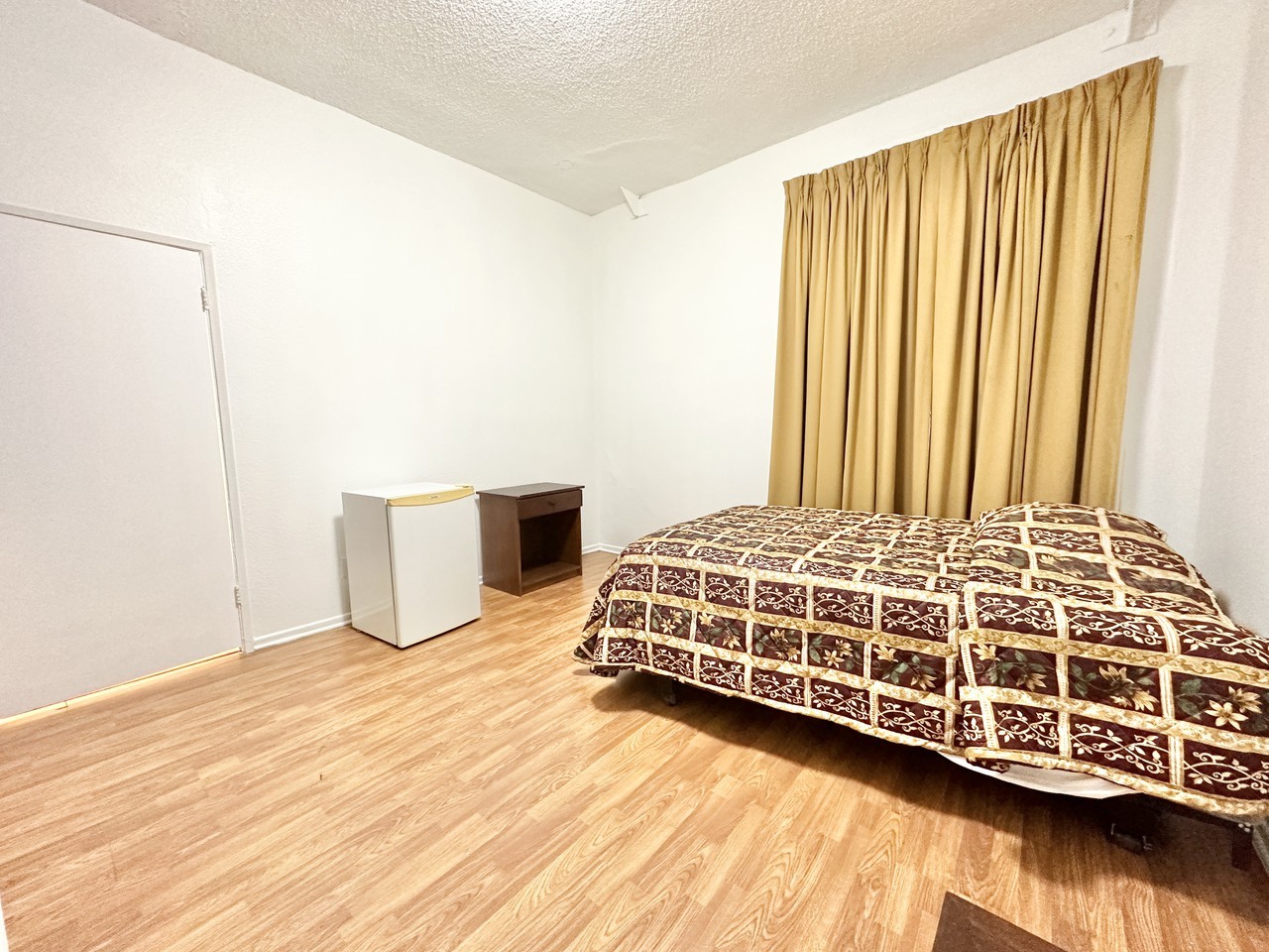 710 S Broadway #414 - Photo 2 of 5