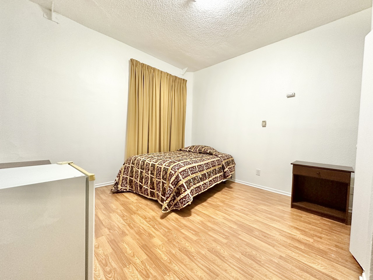 710 S Broadway #414 - Photo 3 of 5