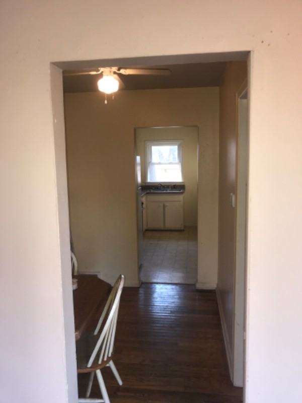 2120 23rd St - Photo 3 of 8