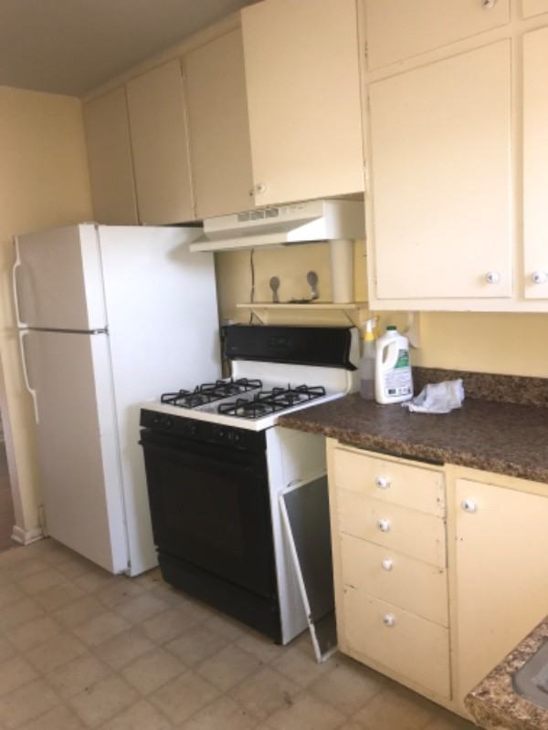 2120 23rd St - Photo 5 of 8