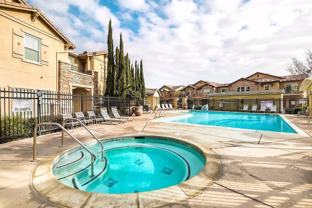 3301 N Park Dr #2013 - Photo 1 of 1