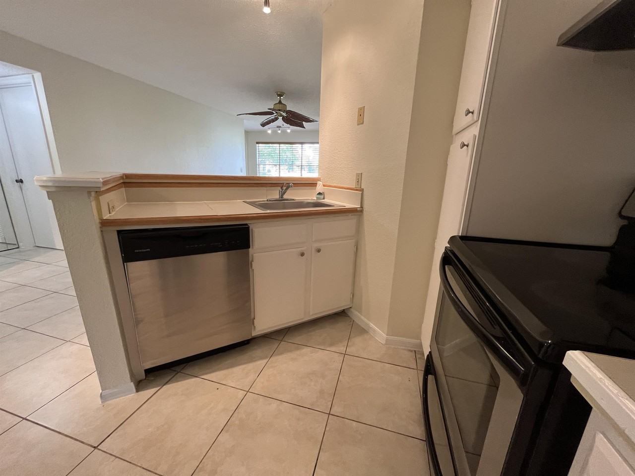 1401 Village Blvd #357 - Photo 4 of 27