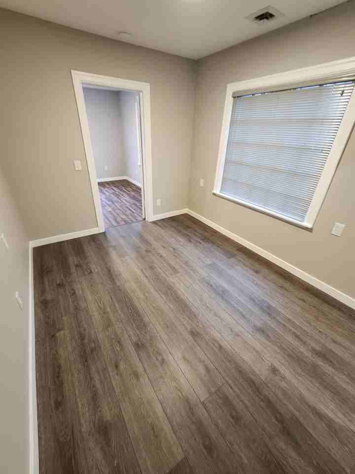 120 S 1st St #1 - Photo 7 of 20
