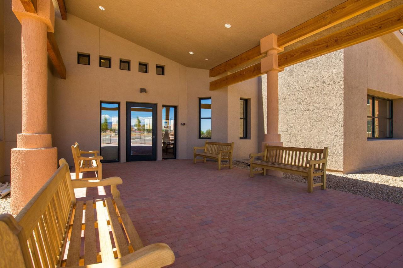 South Meadows - Photo 2 of 35