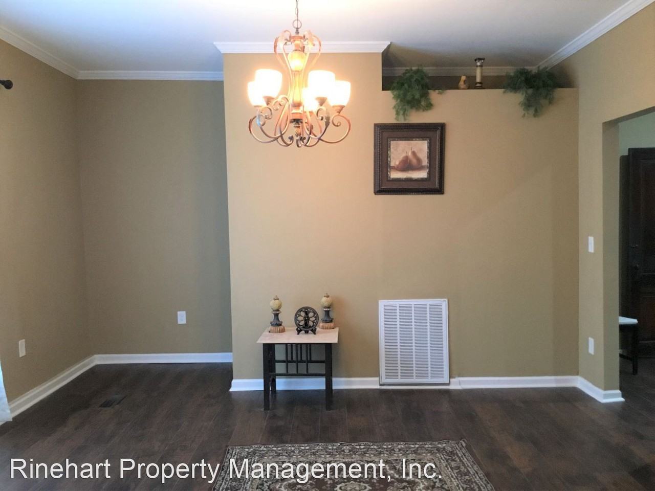 149 Walnut St - Photo 2 of 8