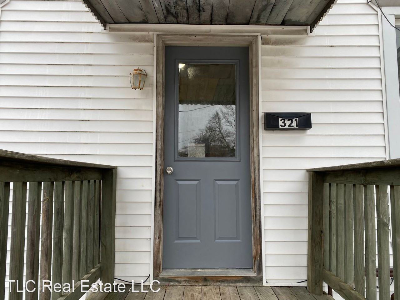 321 Furnace St - Photo 3 of 12