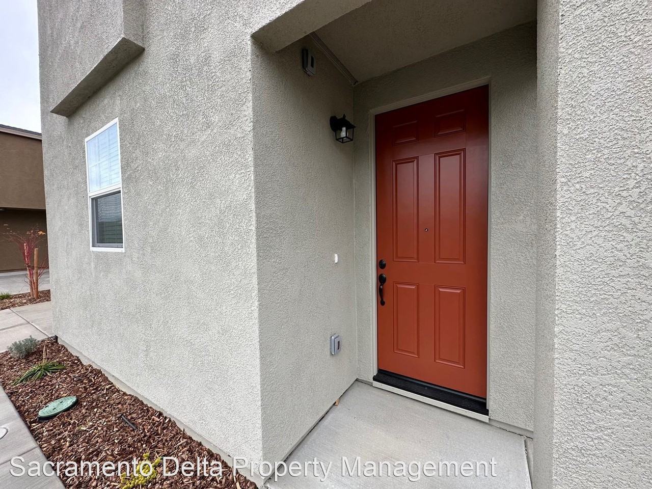 6843 Mangosteen Ln - Photo 2 of 21