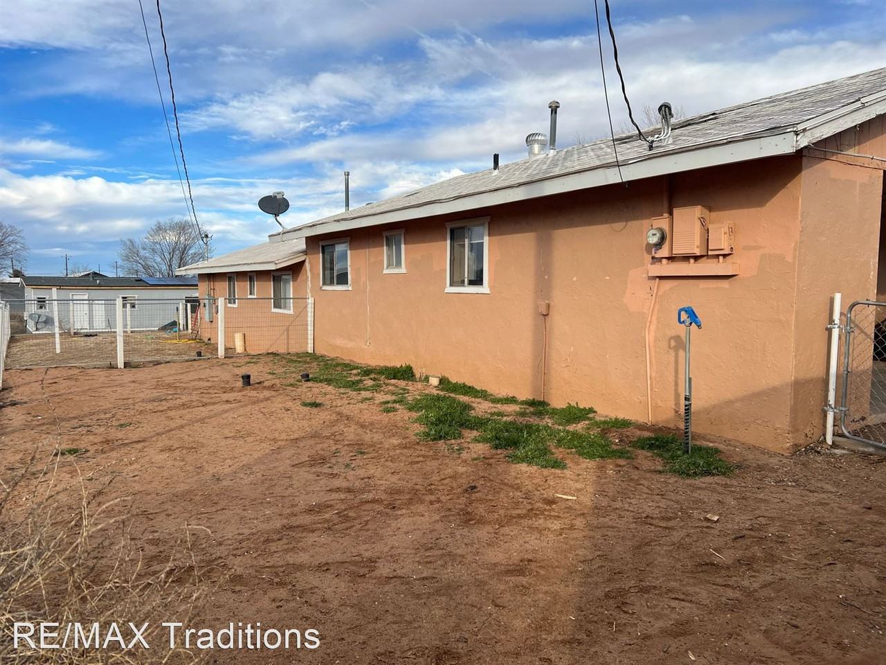 582/584 4th West S 4th West - Photo 2 of 10