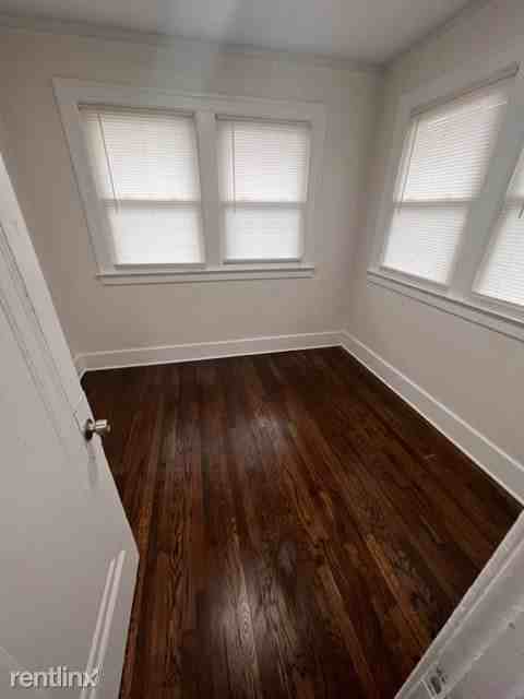 3054 Pingree St - Photo 3 of 11