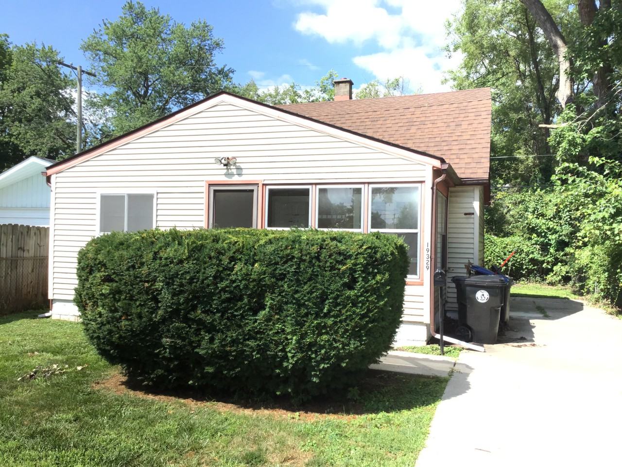 19329 Centralia - Photo 2 of 9