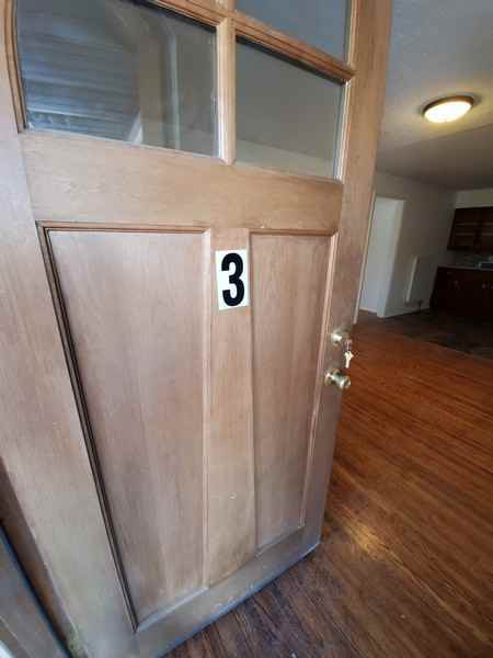 1088 Dale St N - Photo 3 of 11