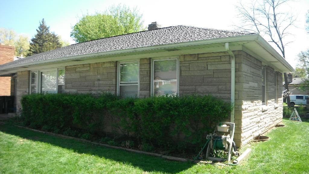 2831 Halifax Dr - Photo 2 of 8