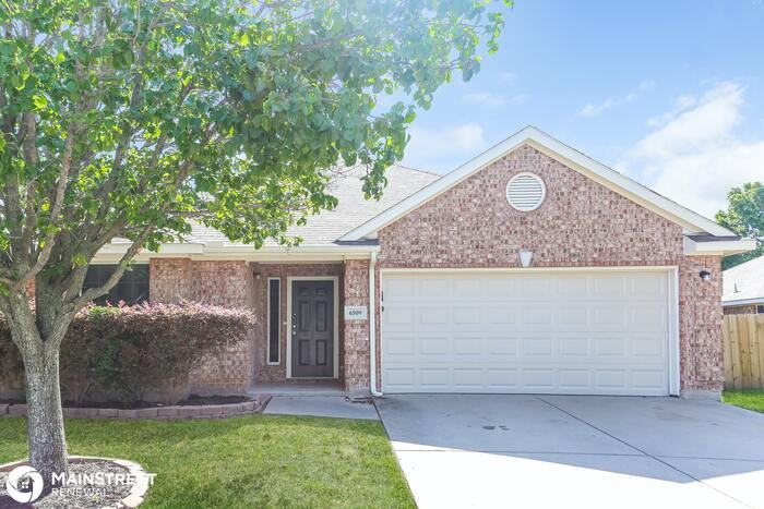 6509 Watch Hill Ct - Photo 2 of 17