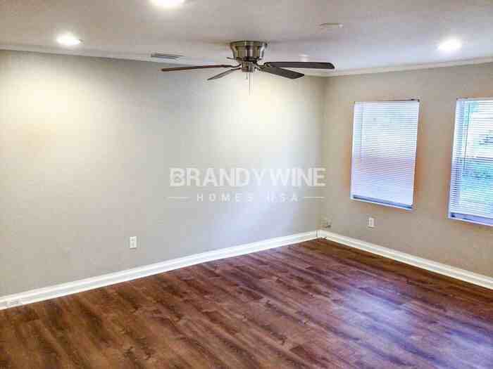 828 E 145th Ave - Photo 3 of 16