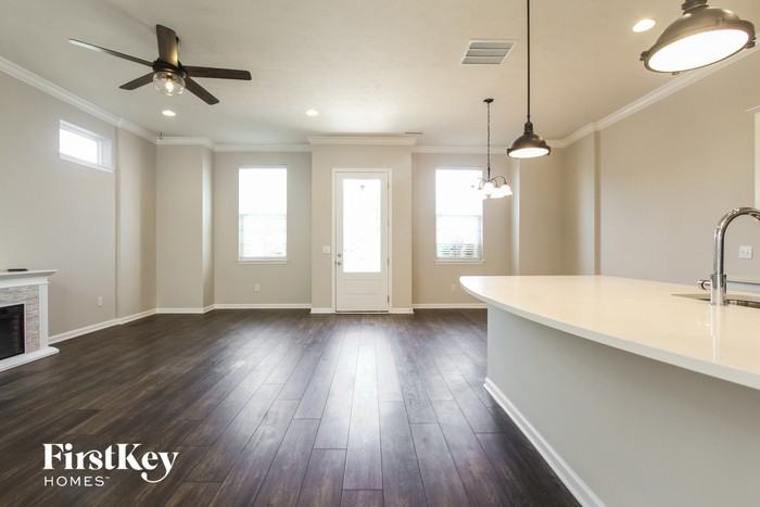 13099 Pennington Rd - Photo 3 of 15