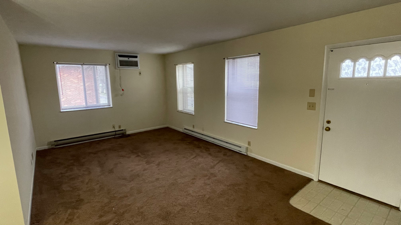 1610 6th Ave #7 - Photo 3 of 10