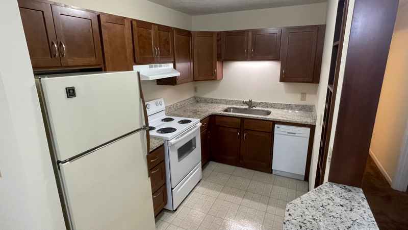 1610 6th Ave #7 - Photo 4 of 10