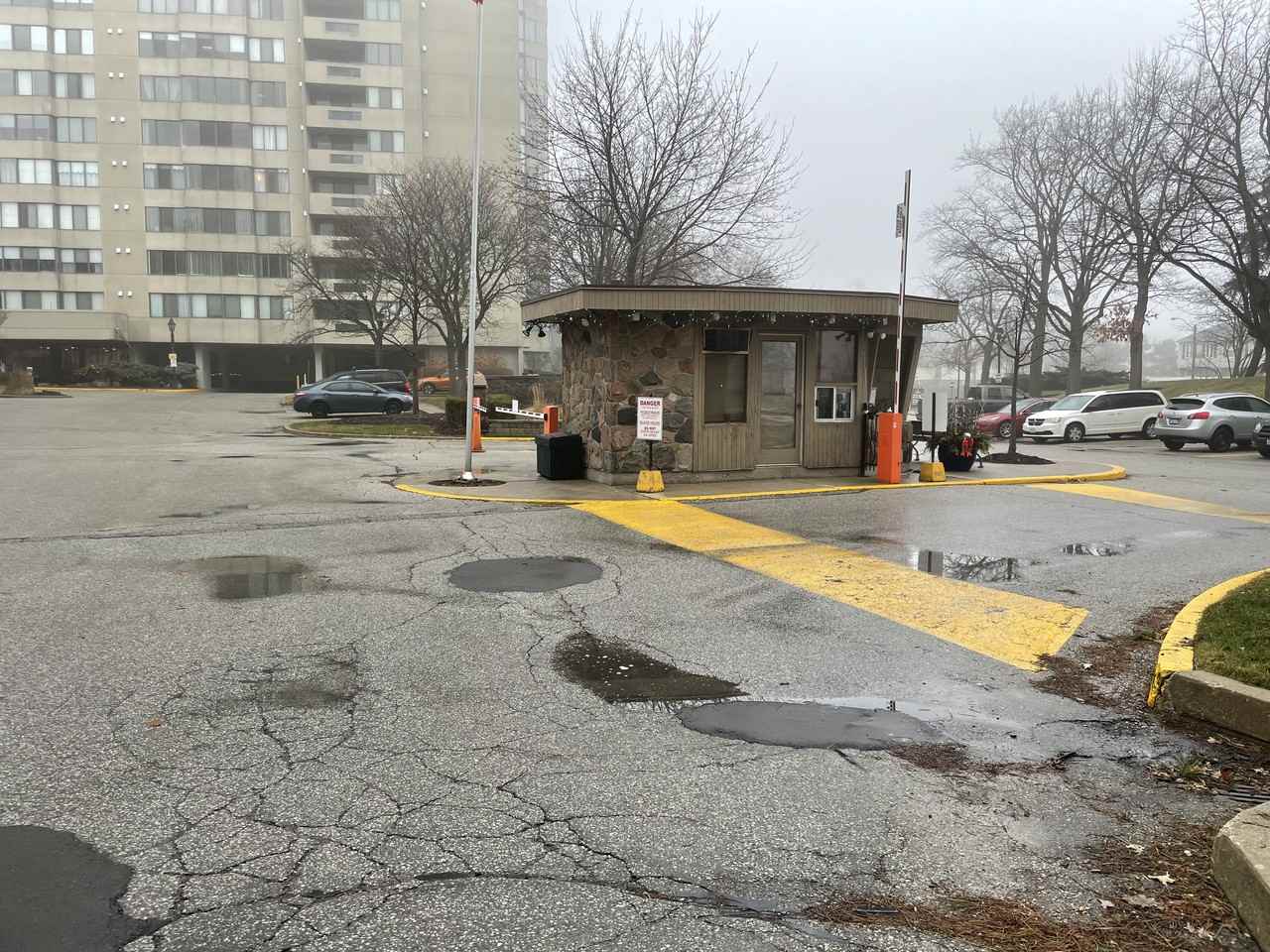 Warden Ave. & Finch Ave E - Photo 3 of 6