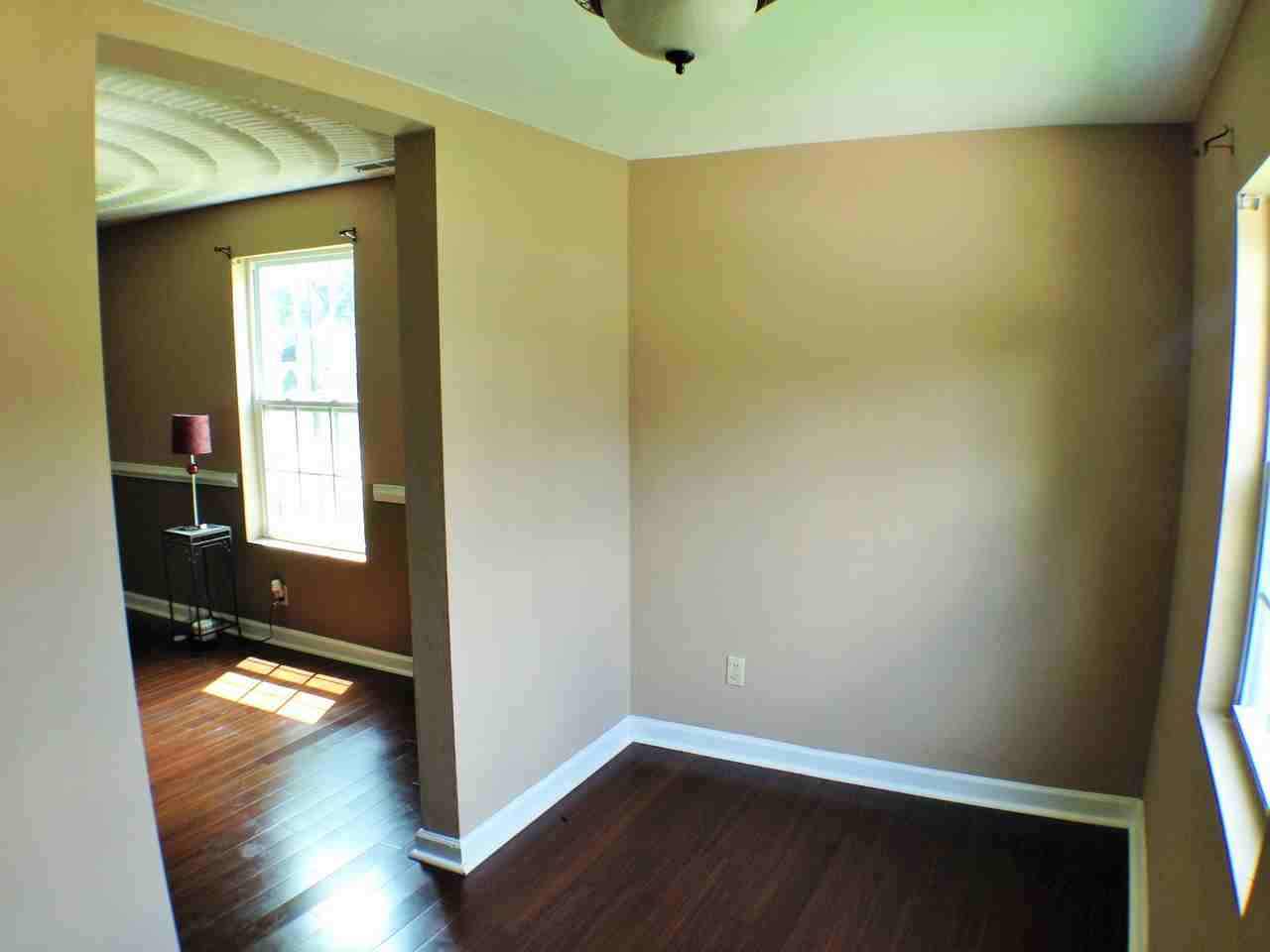 2714 Sewells Point Rd - Photo 3 of 13