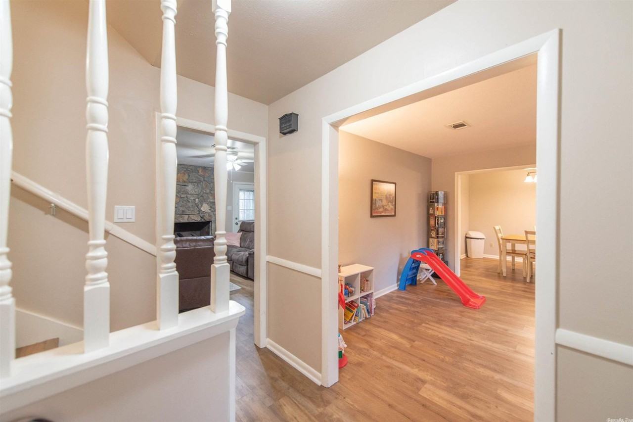 19 Marble Ct - Photo 2 of 10