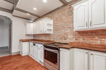 3911 Shaw Blvd - Photo 3 of 11