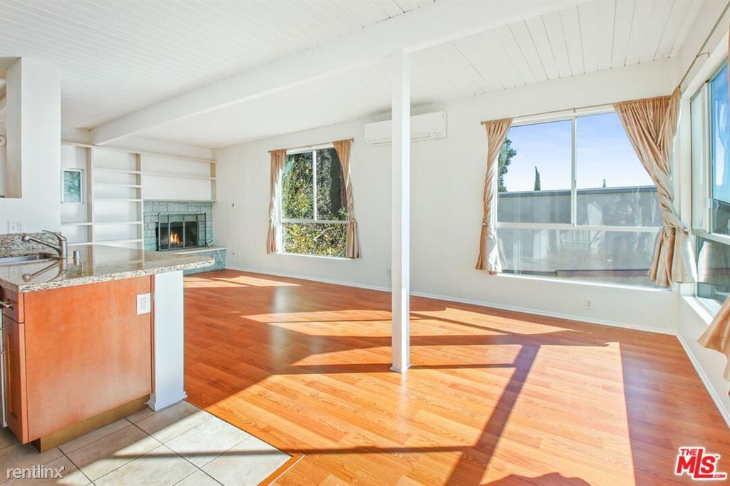 8500 Magnolia Dr - Photo 3 of 10