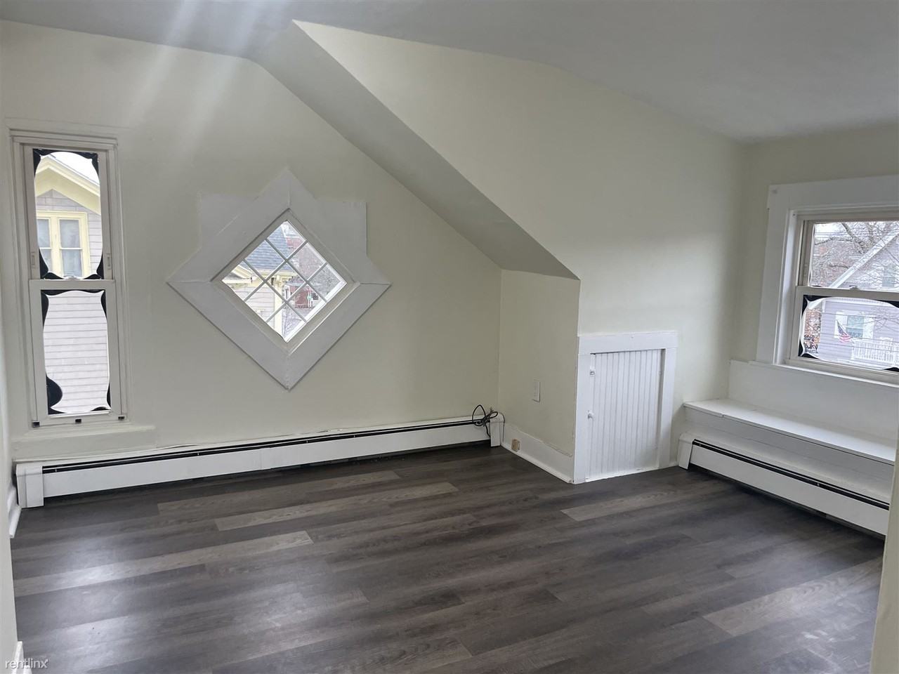 71 W Wyoming Ave - Photo 3 of 10