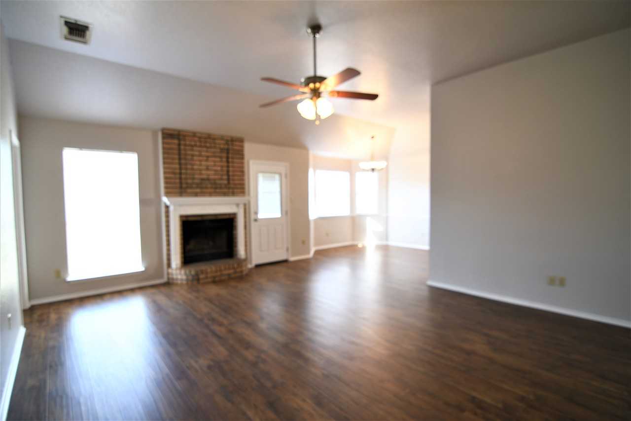 1502 Cedar Ln - Photo 7 of 21