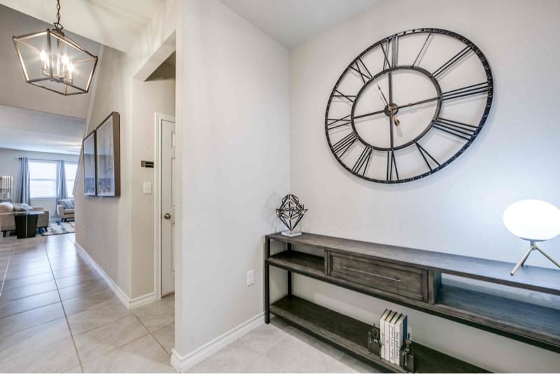 10434 Francisco Way - Photo 2 of 21