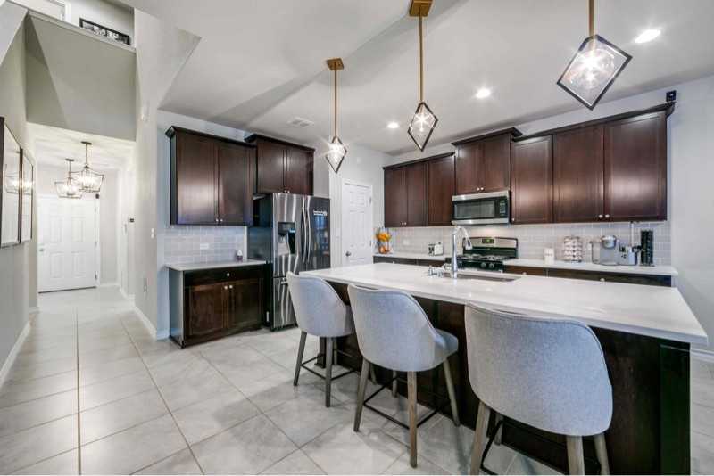 10434 Francisco Way - Photo 6 of 21