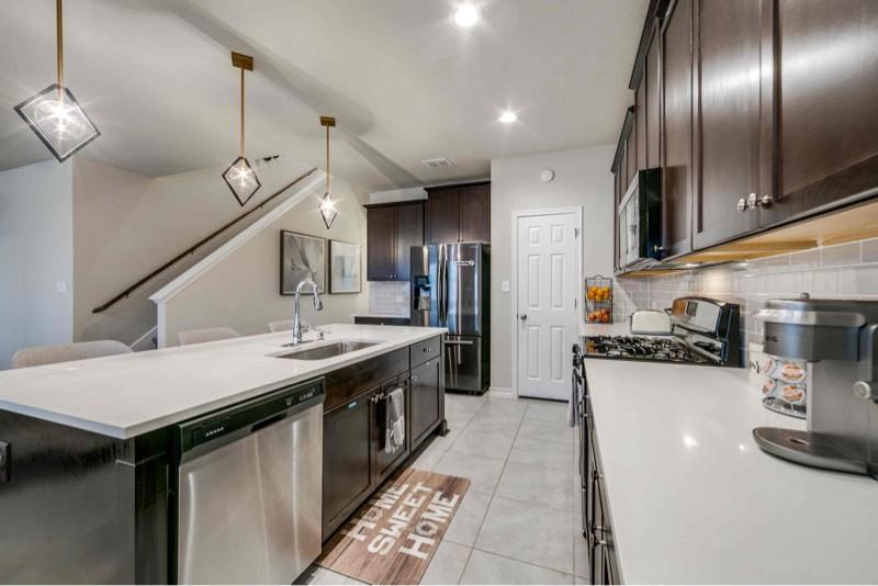 10434 Francisco Way - Photo 7 of 21