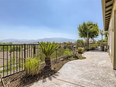 9172 Pinyon Point Ct - Photo 3 of 16