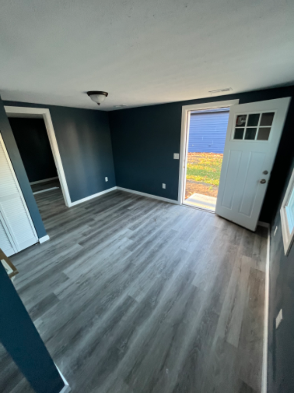 5 Exchange Park Dr - Photo 3 of 10