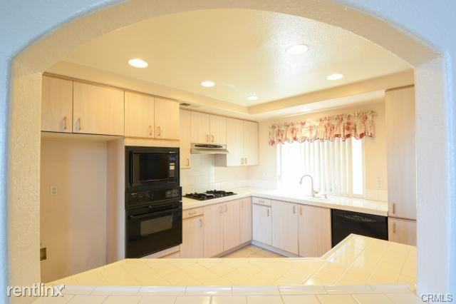 29282 Elba Dr - Photo 2 of 10