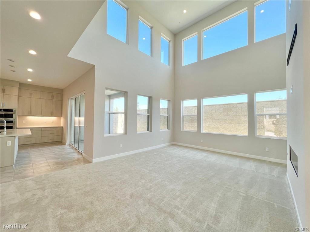 160 160 Edna Pkwy - Photo 3 of 8