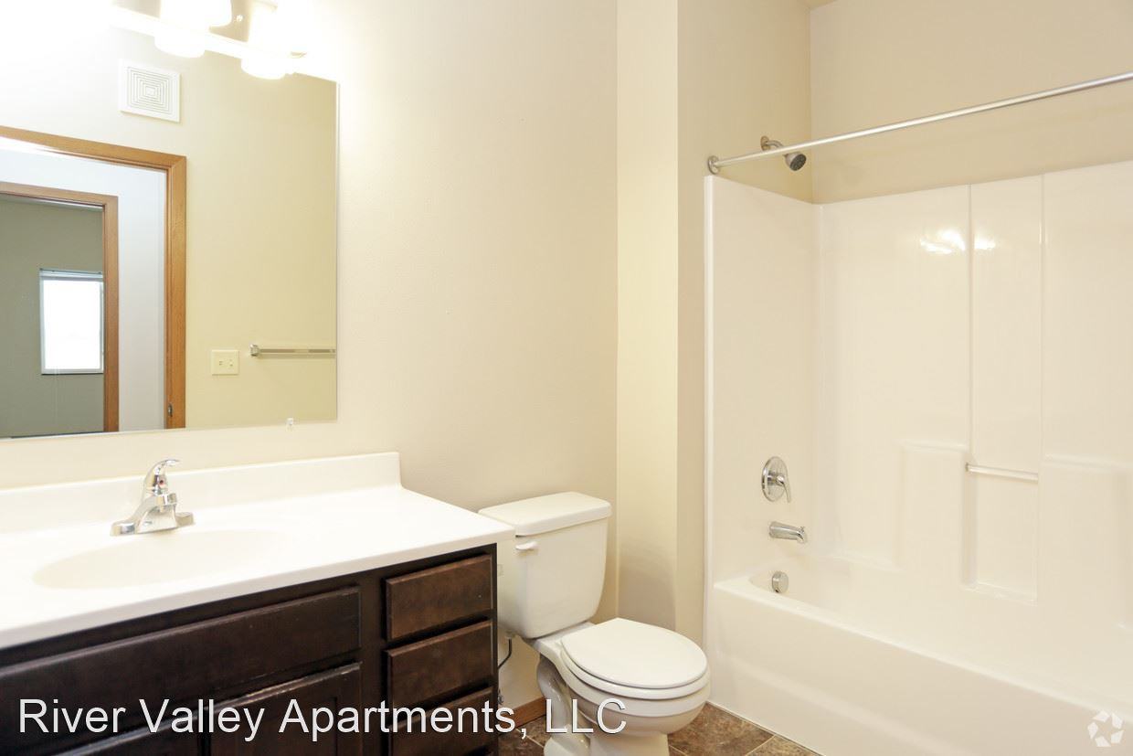 1300-1302 Quiniela Drive - Photo 3 of 14