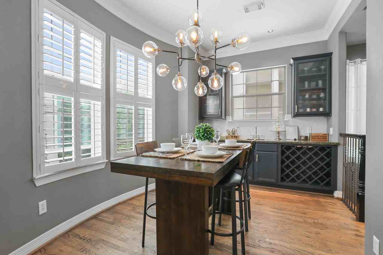 2810 Helena St #A - Photo 2 of 7