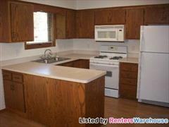 7695 N Shore Trail N - Photo 2 of 14