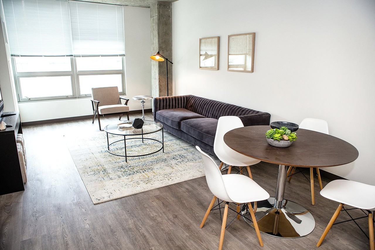 3218 N Clark St - Photo 5 of 16