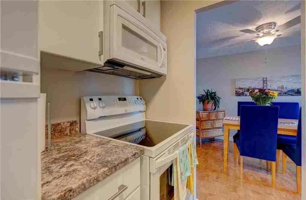 334 Queen Mary Road, Kingston, ON K7M 7E8 1 Bedroom Condo for 1,850