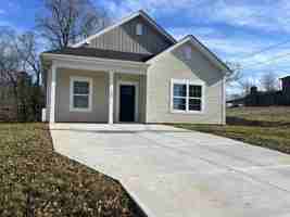 featured image of 708 N 6th St